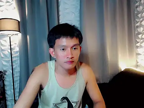 Snapshot of prince_elaijah chatting on March 8, 12:53 pm prince elaijah online show from March 8, 12:53 pm