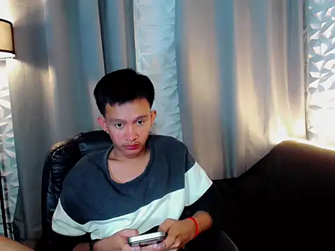 Snapshot of prince_elaijah chatting on March 25, 8:20 am prince elaijah online show from March 25, 8:20 am