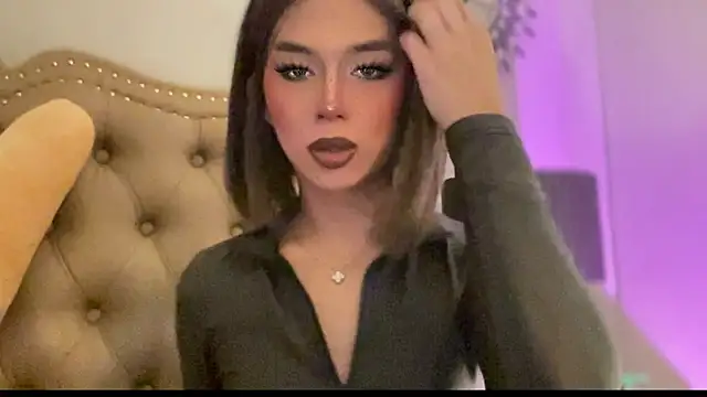 Snapshot of solana_imani chatting on May 16, 2:49 pm solana imani online show from May 16, 2:49 pm