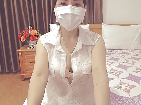 Snapshot of ruby_8x chatting on October 8, 7:33 pm ruby 8x online show from October 8, 7:33 pm