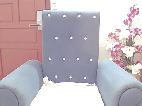 Snapshot of ruby_8x chatting on October 29, 12:13 am ruby 8x online show from October 29, 12:13 am