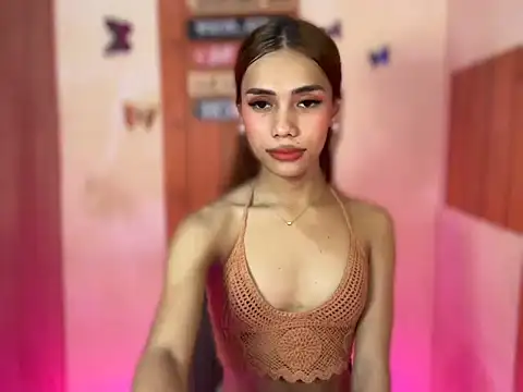 Lovelynikki03 online show from September 20, 6:58 am