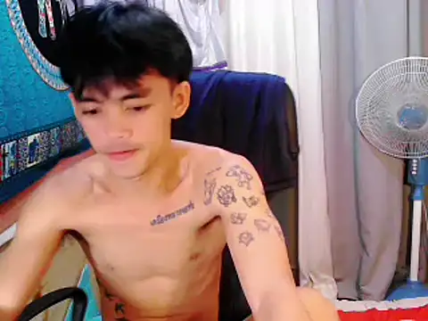 urhunky boy online show from October 9, 3:54 pm