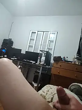 Snapshot of PriscilaSofieS2 chatting on February 17, 5:15 am PriscilaSofieS2 online show from February 17, 5:15 am