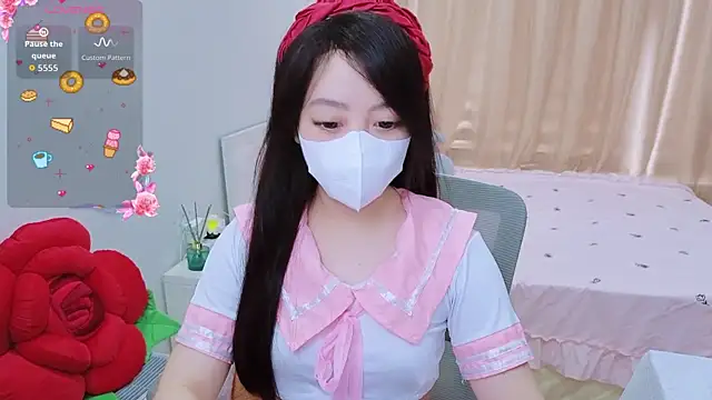 -MinaYoung- online show from October 14, 8:04 am