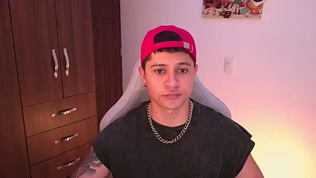 domsantiago  online show from November 7, 2:00 am