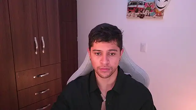 domsantiago  online show from November 15, 10:59 pm