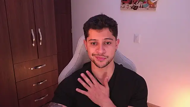 domsantiago  online show from December 4, 1:59 am