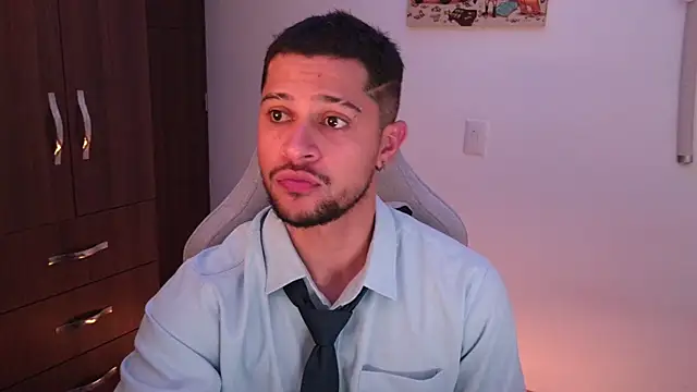 domsantiago  online show from February 19, 3:24 am