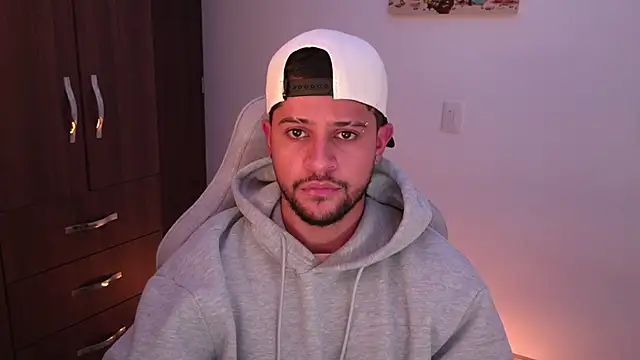 domsantiago  online show from March 3, 3:45 am