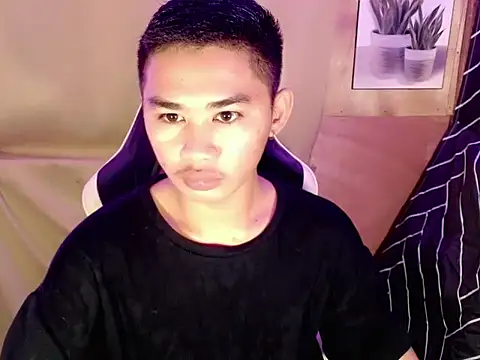 Snapshot of asianhardcock25 chatting on September 14, 9:52 am asianhardcock25 online show from September 14, 9:52 am