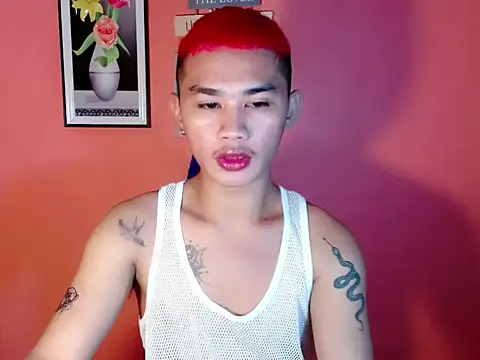 Snapshot of asianhardcock25 chatting on October 3, 5:59 am asianhardcock25 online show from October 3, 5:59 am
