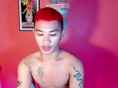 Snapshot of asianhardcock25 chatting on October 4, 3:15 am asianhardcock25 online show from October 4, 3:15 am
