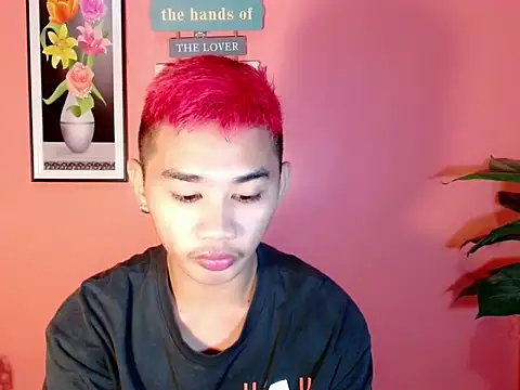 Snapshot of asianhardcock25 chatting on October 5, 4:11 am asianhardcock25 online show from October 5, 4:11 am