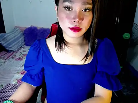 Urassiansweetcummer online show from September 26, 2:26 am