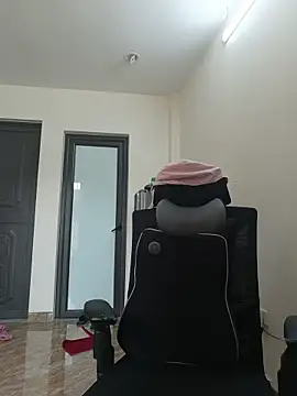 Shulee21 online show from October 9, 1:47 am