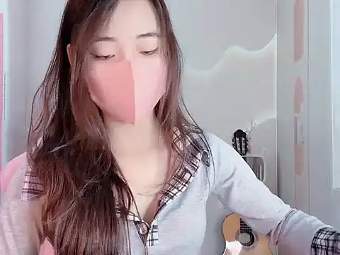 Snapshot of _KiuAnh_22 chatting on January 12, 2:39 am KiuAnh 22 online show from January 12, 2:39 am