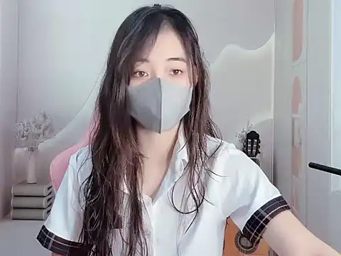 Snapshot of _KiuAnh_22 chatting on January 19, 2:15 am KiuAnh 22 online show from January 19, 2:15 am