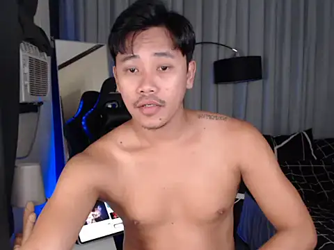 alexsuckable01 online show from May 3, 7:09 pm