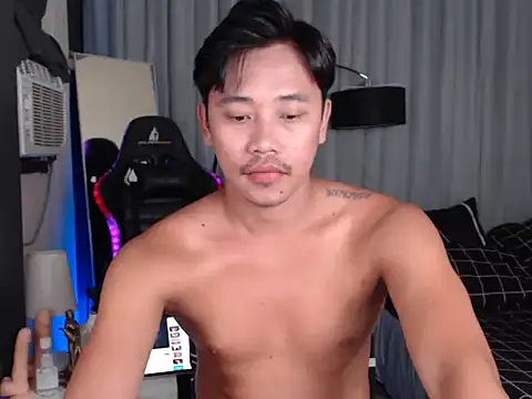 alexsuckable01 online show from May 14, 7:31 pm