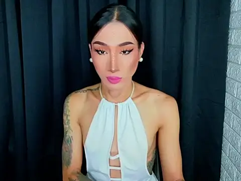 Snapshot of TRANSGODDESSA chatting on July 2, 7:42 pm TRANSGODDESSA online show from July 2, 7:42 pm