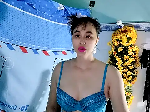 emgaixinhngoan online show from October 1, 3:51 pm