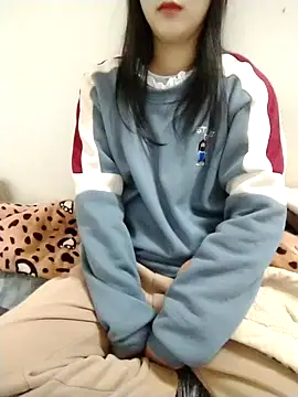 Kembong01 online show from February 11, 9:20 pm