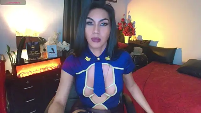 JadeScarlet LoveLace online show from March 1, 8:33 pm