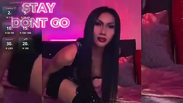 JadeScarlet LoveLace online show from May 16, 7:45 pm