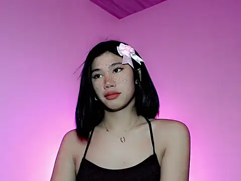 Maxine Sucks online show from September 25, 12:31 pm