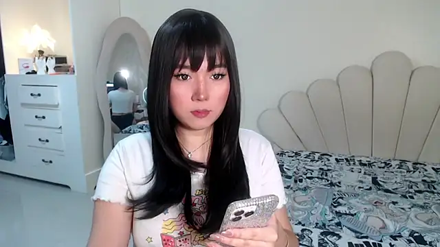 Snapshot of KateMadness chatting on March 1, 4:03 am KateMadness online show from March 1, 4:03 am