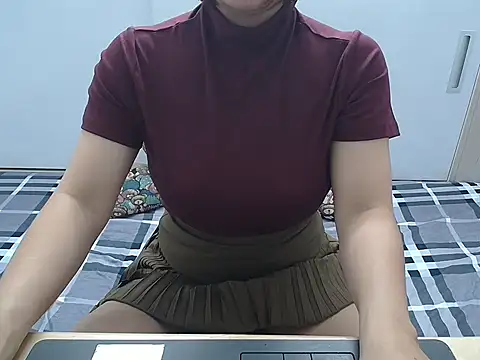 Amiee Showhottie online show from October 27, 1:31 am