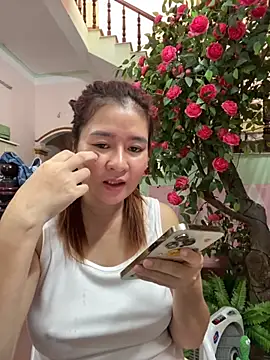 Snapshot of Bollozzy_89 chatting on September 27, 3:33 am Bollozzy 89 online show from September 27, 3:33 am