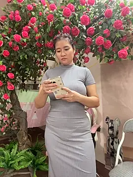 Snapshot of Bollozzy_89 chatting on October 6, 4:10 am Bollozzy 89 online show from October 6, 4:10 am