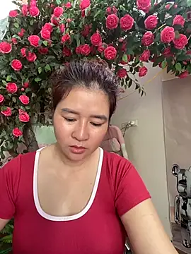 Snapshot of Bollozzy_89 chatting on October 9, 4:32 am Bollozzy 89 online show from October 9, 4:32 am