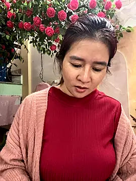 Snapshot of Bollozzy_89 chatting on October 23, 4:56 am Bollozzy 89 online show from October 23, 4:56 am