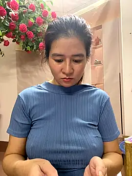 Snapshot of Bollozzy_89 chatting on November 1, 4:31 pm Bollozzy 89 online show from November 1, 4:31 pm