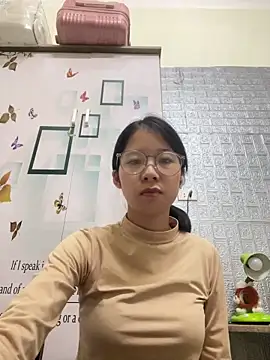 meomeo2k6 online show from December 16, 2:11 pm