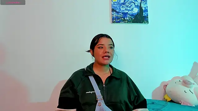 Shophie thoopson online show from January 16, 3:54 am