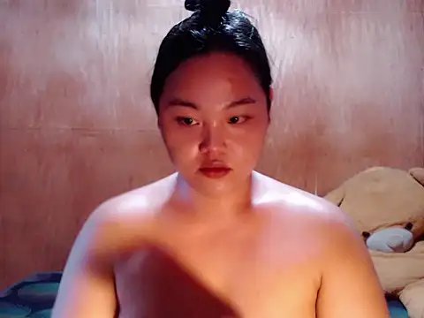  Lylia online show from May 15, 2:18 am