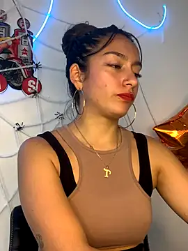 Snapshot of Alaska_euphoria chatting on November 1, 9:39 pm Alaska euphoria online show from November 1, 9:39 pm