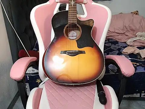 Snapshot of Ori-Yannie chatting on September 22, 5:20 am Ori-Yannie online show from September 22, 5:20 am