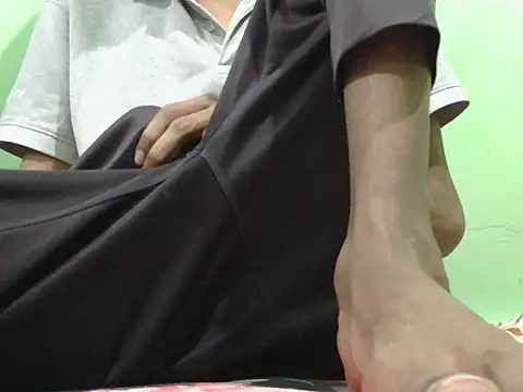 Snapshot of rockyy23boy chatting on September 11, 12:16 pm rockyy23boy online show from September 11, 12:16 pm