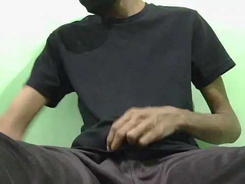 Snapshot of rockyy23boy chatting on September 29, 5:29 pm rockyy23boy online show from September 29, 5:29 pm