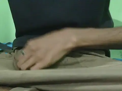 rockyy23boy online show from December 18, 11:27 am