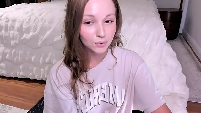 Snapshot of peach_vibes chatting on October 6, 2:42 am peach vibes online show from October 6, 2:42 am