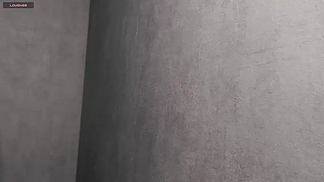 cute elfy  online show from October 10, 3:22 pm