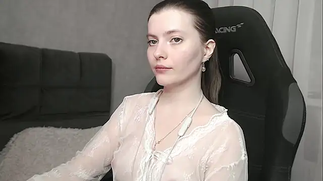 cute elfy  online show from November 12, 2:28 pm