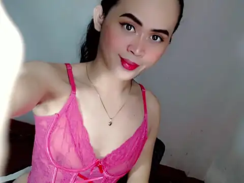 Snapshot of slutty_afina chatting on September 11, 5:51 am slutty afina online show from September 11, 5:51 am
