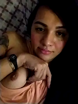 Snapshot of enoria1992 chatting on September 21, 12:51 pm enoria1992 online show from September 21, 12:51 pm